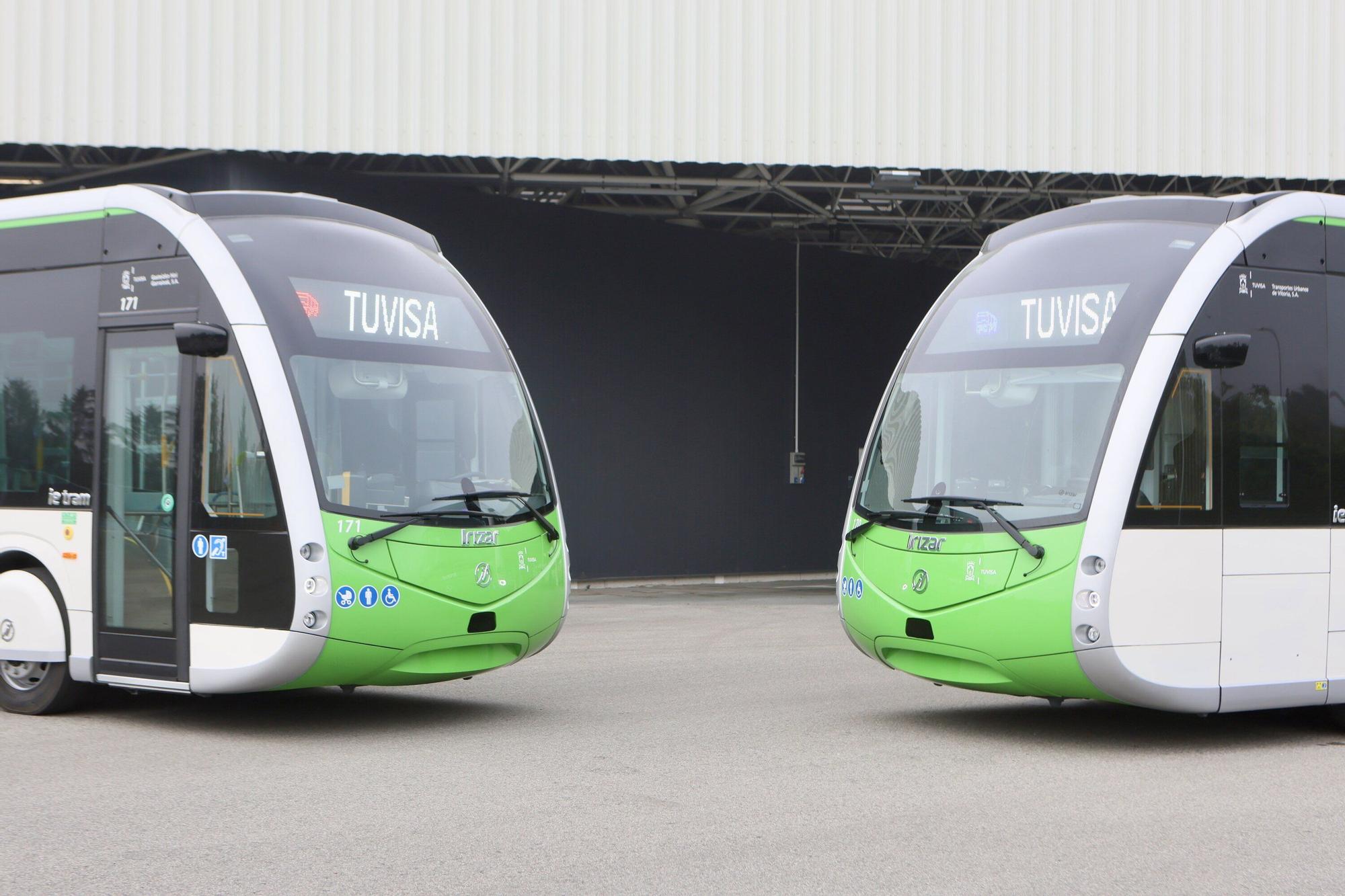 Dos nuevos autobuses eléctricos para Vitoria