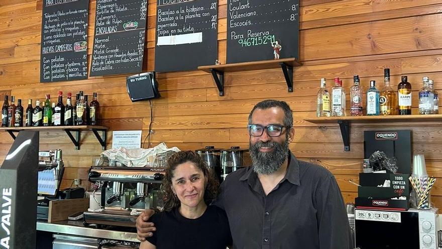 La taberna de Mendikosolo reabre sus puertas "con ilusión" y un servicio renovado