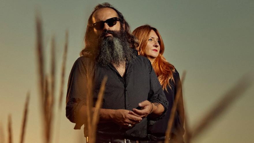 The Limiñanas actuará hoy en la casa de cultura de Intxaurrondo