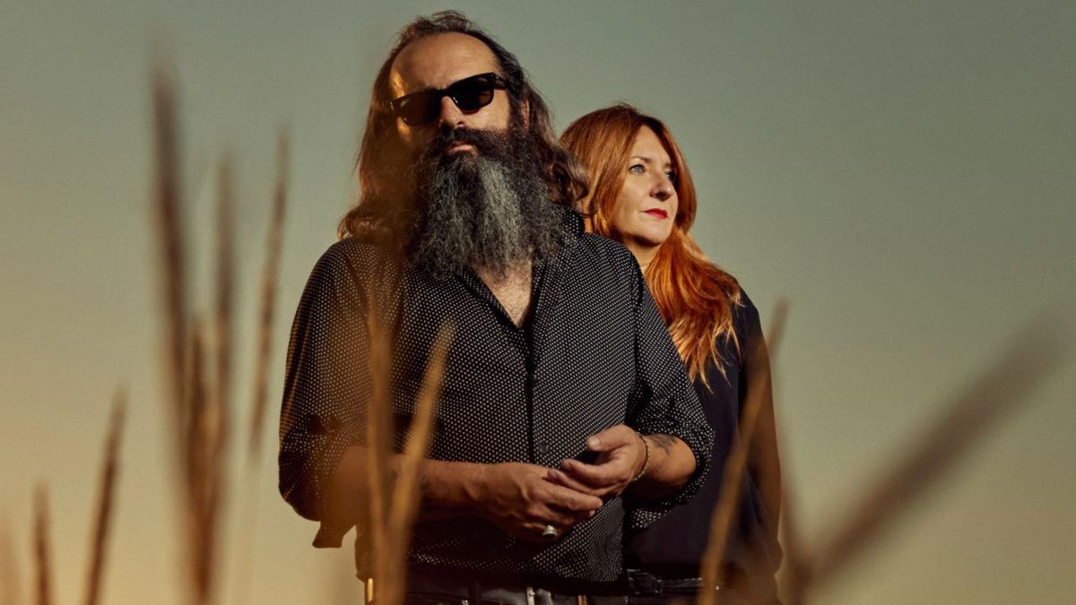 The Limiñanas actúa este miércoles en Intxaurrondo.