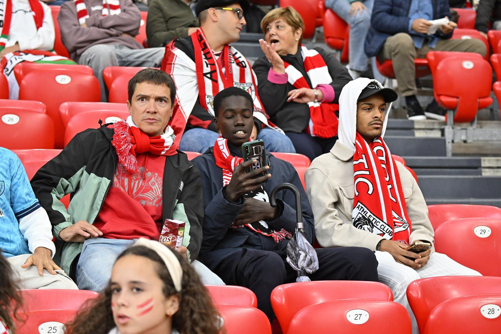 En imágenes: búscate en nuestra galería de la grada del Athletic-Getafe