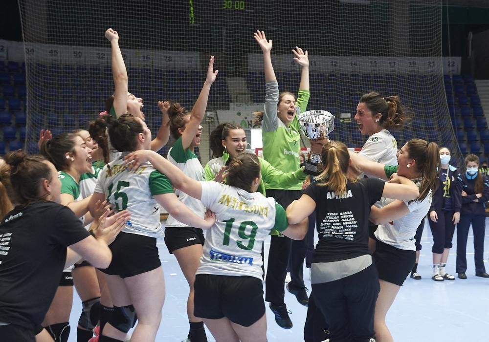 Ascenso de las chicas de Anaitasuna a segunda.