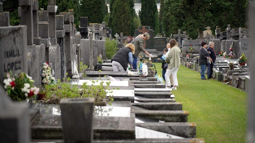 Bilbao sigue sin trasladar al osario común los restos de los titulares morosos del cementerio
