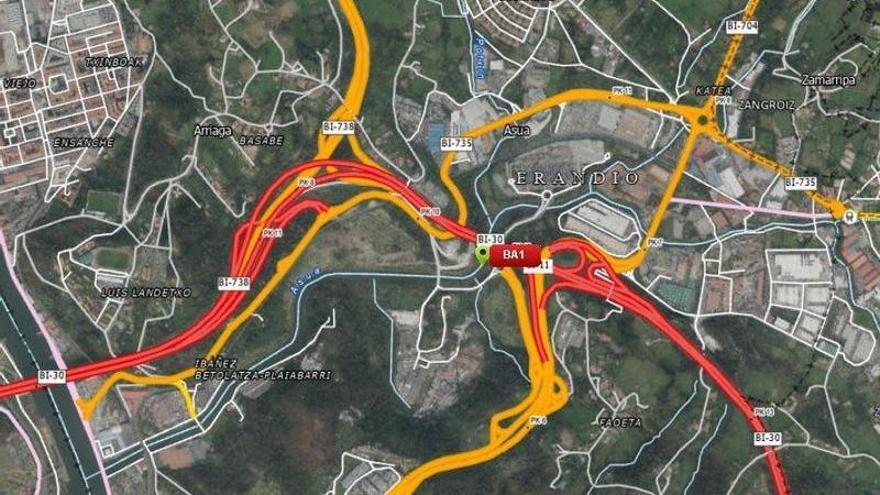 Retenciones kilométricas en el Txorierri en dirección a Barakaldo