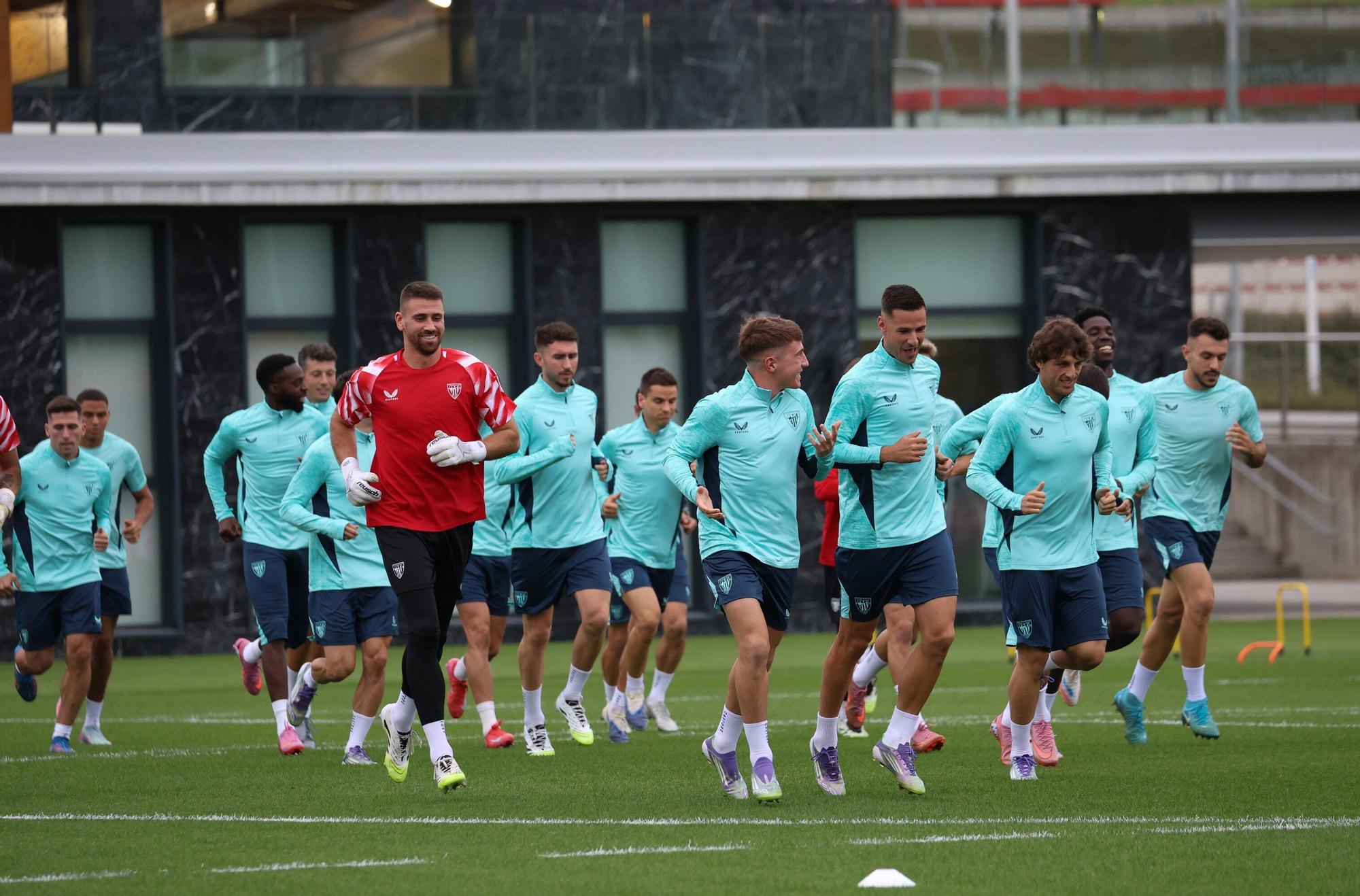 En imágenes: último entrenamiento del Athletic antes del debut en Champions