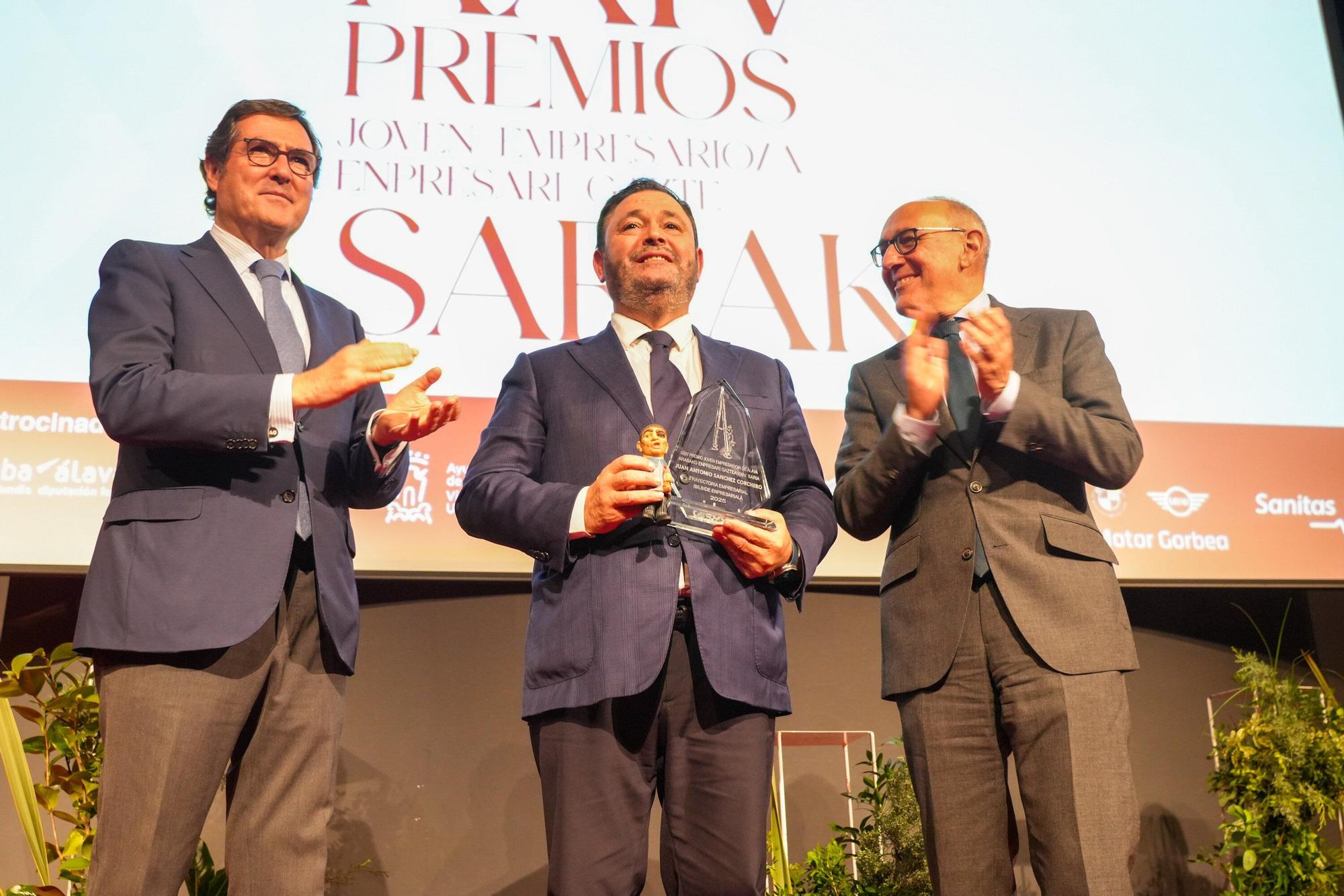 En imágenes: Entrega de los premios Ajebask 2025