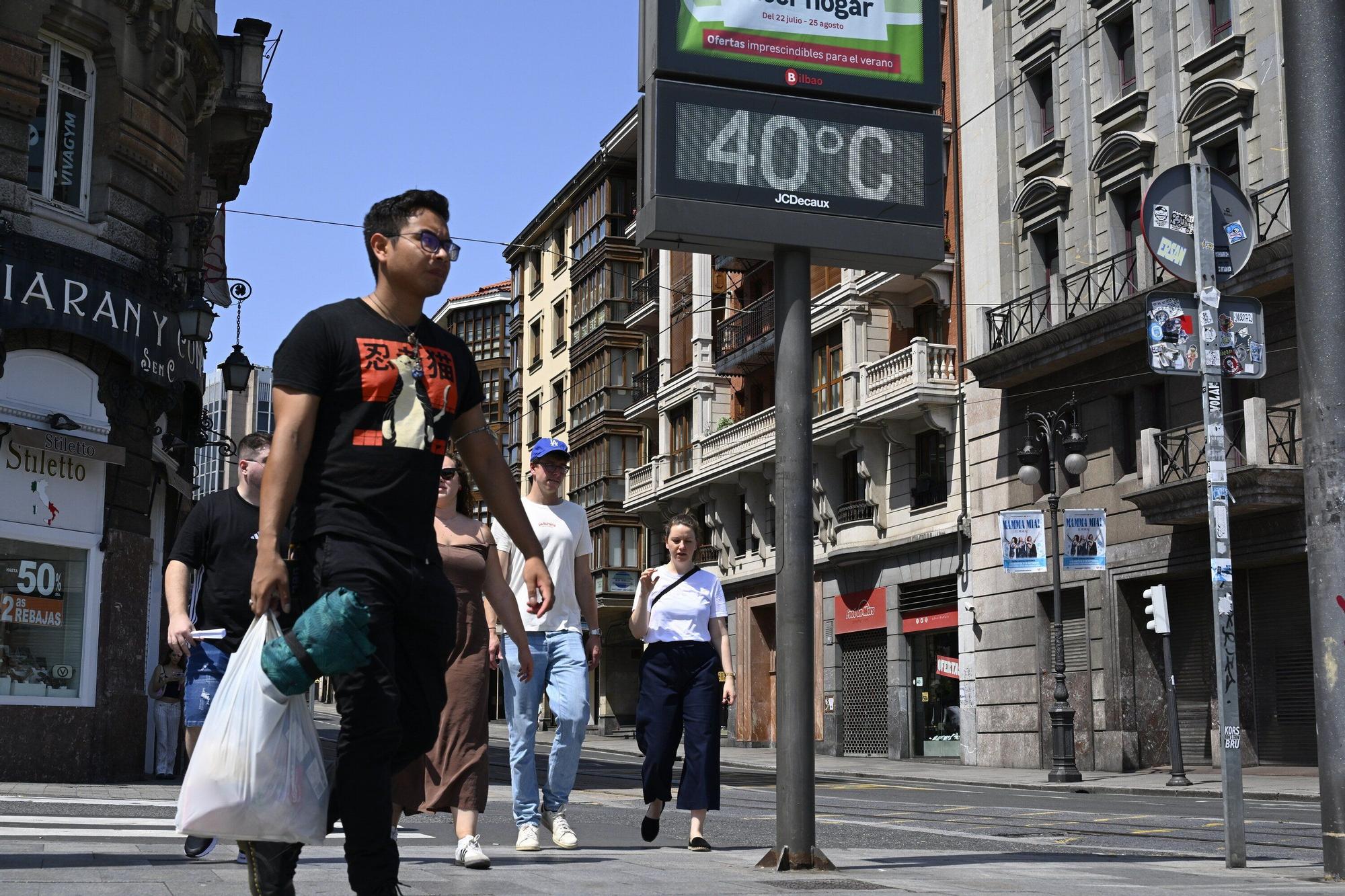 En imágenes: Bizkaia, en alerta por calor extremo: hasta 38 grados en el interior