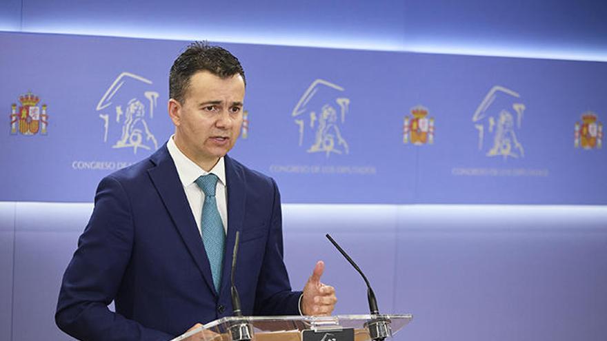 El PSOE se alía con la derecha para impedir una comisión sobre Pegasus