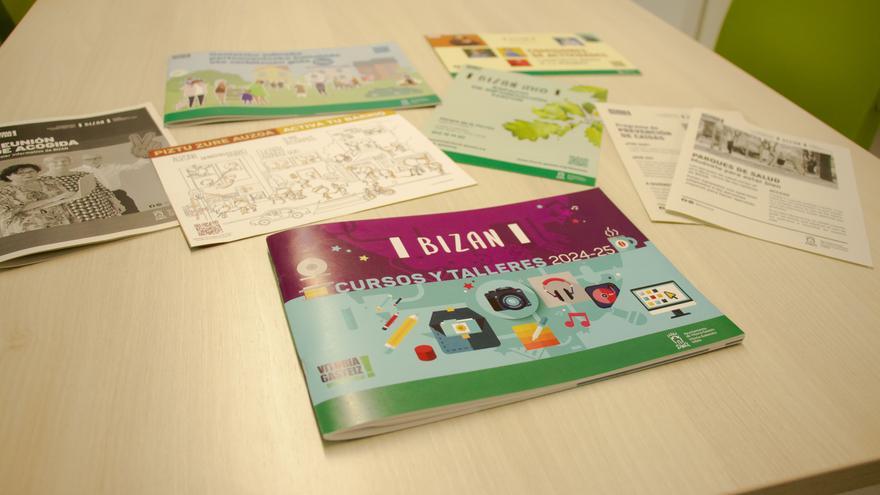 El Ayuntamiento hará accesibles los aseos del Bizan Txagorritxu en 2026