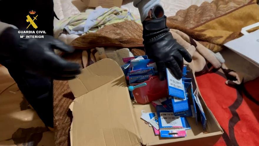 Macrooperación contra las estafas 'on line' y el blanqueo de capitales: 31 detenidos en Bizkaia y más de 400 víctimas