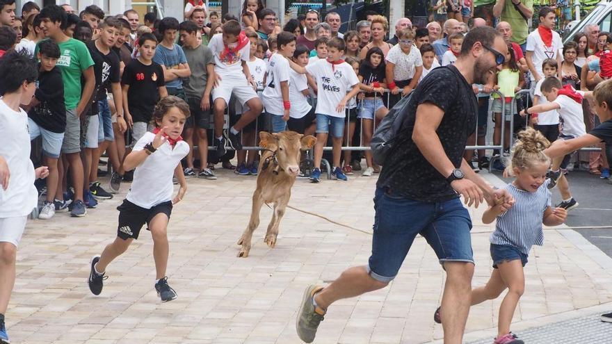 El PNV de Azpeitia defiende la organización de eventos taurinos con reses de corta edad para menores de 16 años