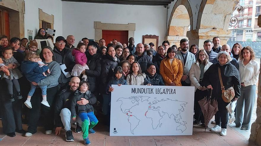 Legazpi da la bienvenida a los vecinos llegados en 2025