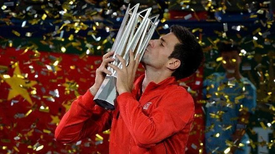 Djokovic manda en China