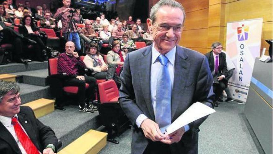 El consejero de Empleo, Ángel Toña, ayer en la presentación de la nueva estrategia de Osalan.