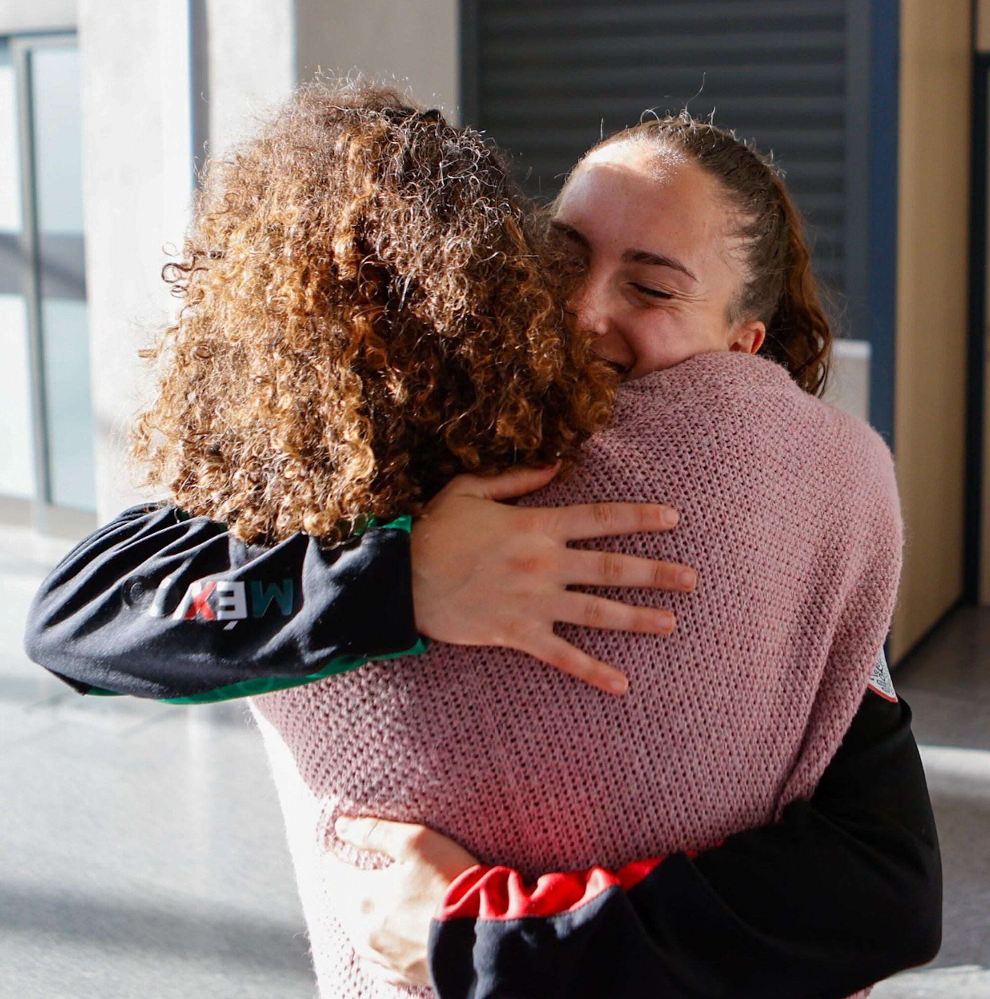 Llegada a Noáin - Pamplona de los medallistas navarros en el Mundial de frontball