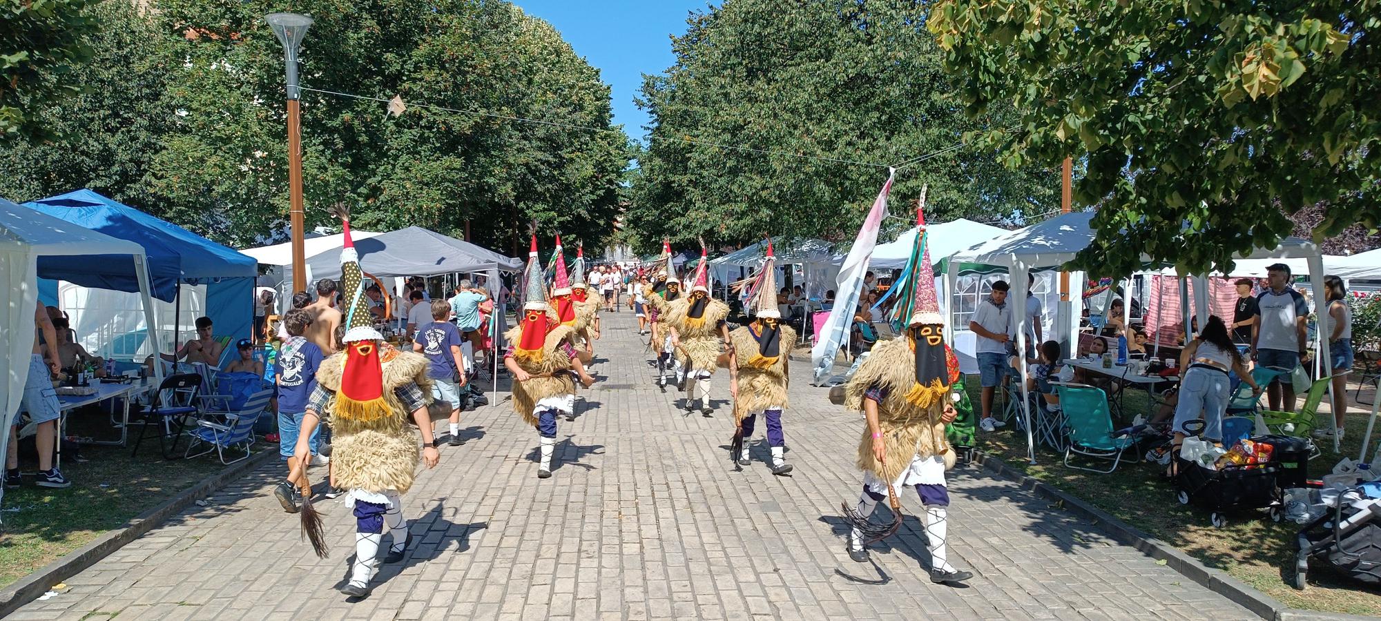 En imágenes: la edición más reivindicativa de San Nikolas en Portugalete