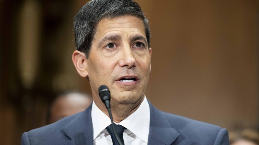 El Senado de EEUU confirma a Kevin Warsh como gobernador de la Reserva Federal