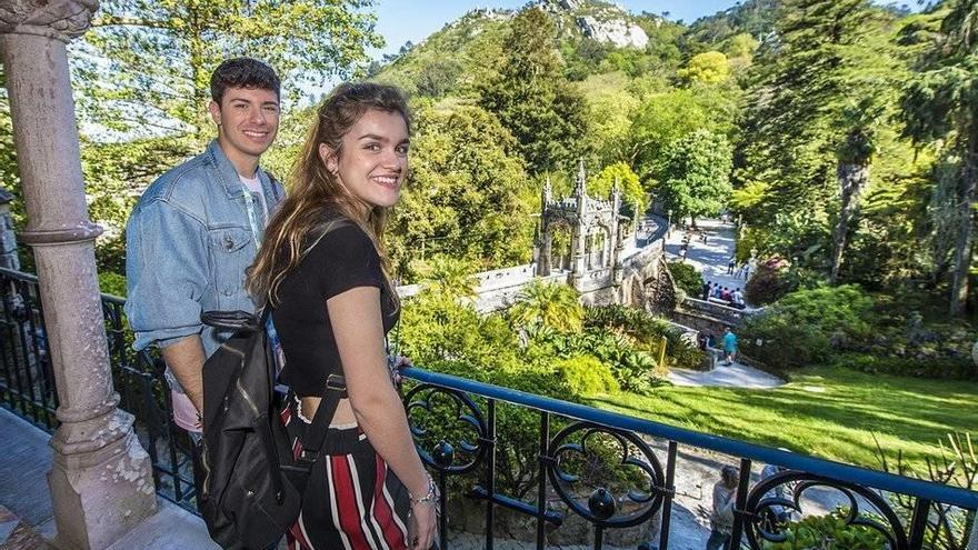 Amaia y Alfred, la brújula en Lisboa