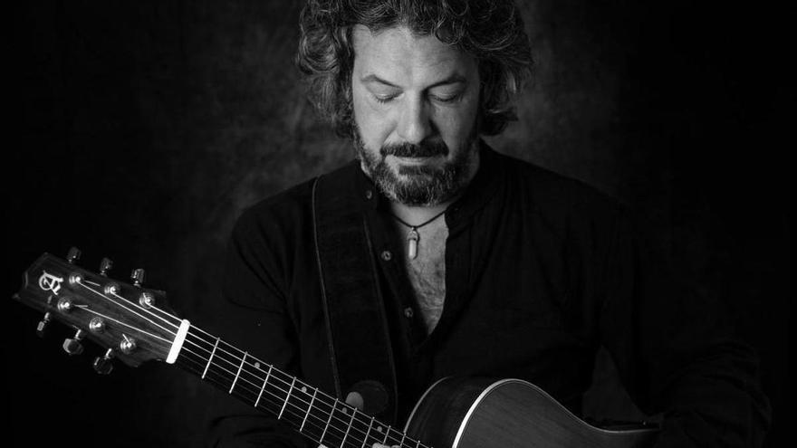 “El ser humano necesita poesía para vivir”