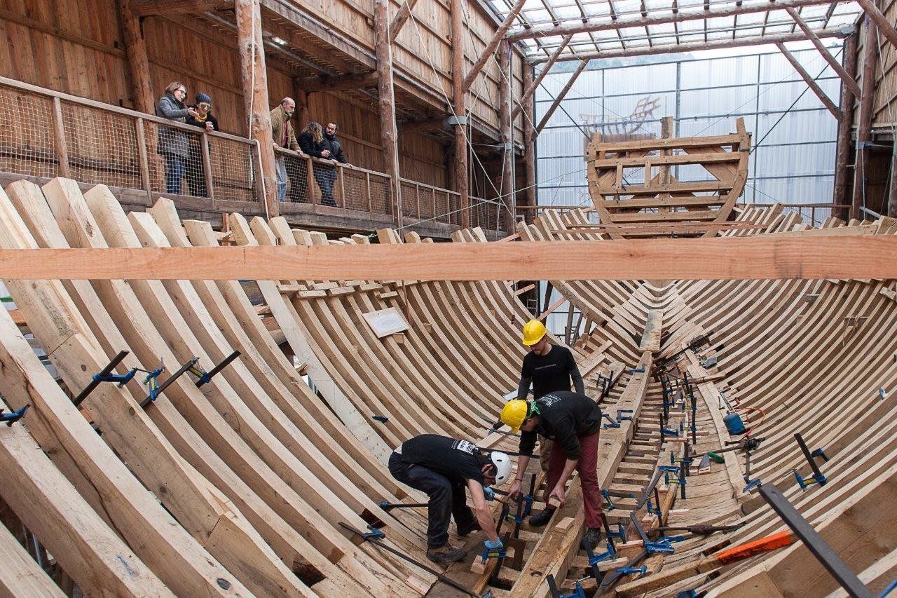2015-3-27. Construcción de la réplica de la Nao San Juan, ballenero vasco hundido en Canadá en 1565.