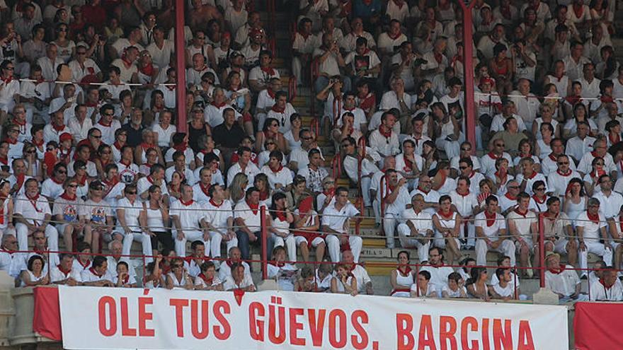 NaBai denuncia que empleados municipales colocaron esta pancarta el día 7 en sombra.