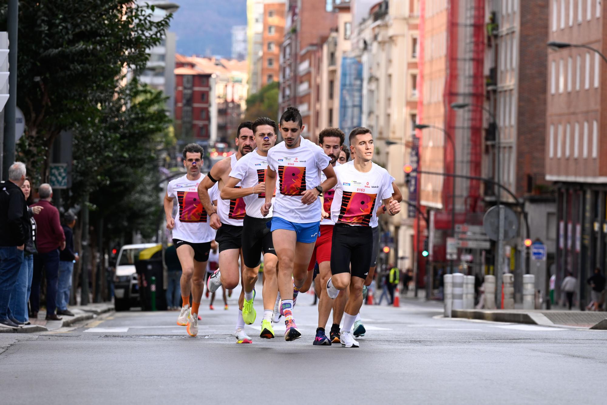En imágenes: la Herri Krosa reúne a 9.147 participantes en Bilbao