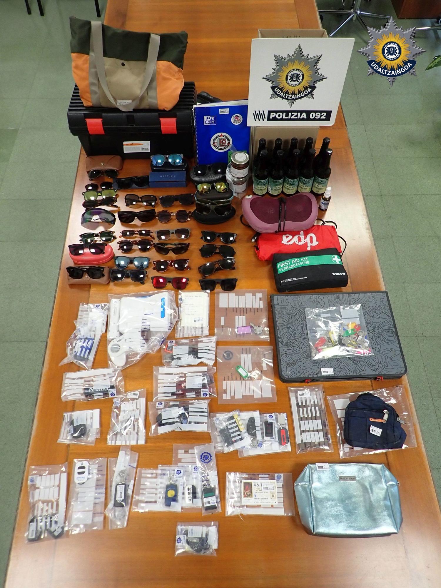 Objetos incautados por la Policía Local en el operativo