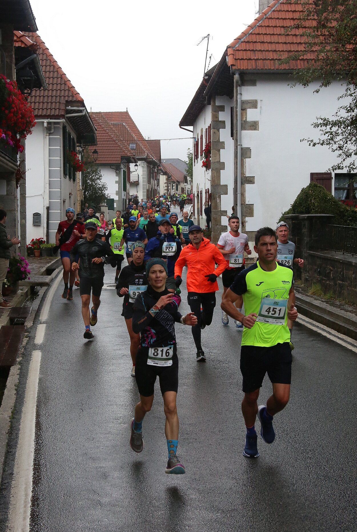 Fotos de la XVIII Media Maratón Roncesvalles-Zubiri