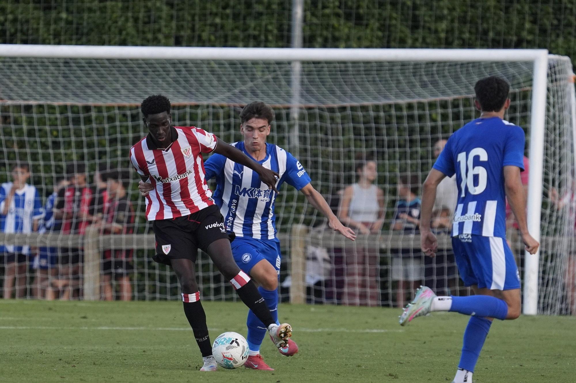 En imágenes: Ilusionante estreno del Alavés en Laguardia (1-0)
