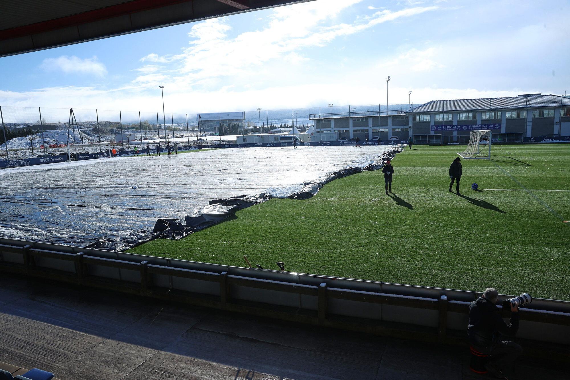 Fotos del entrenamiento de Osasuna (viernes 21 de noviembre de 2025)