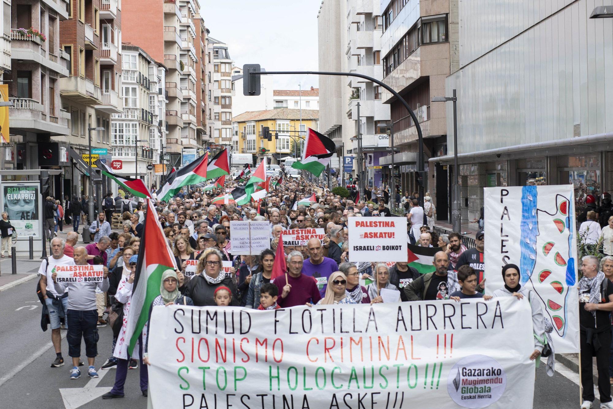 En imágenes: Vitoria se manifiesta en apoyo del pueblo palestino
