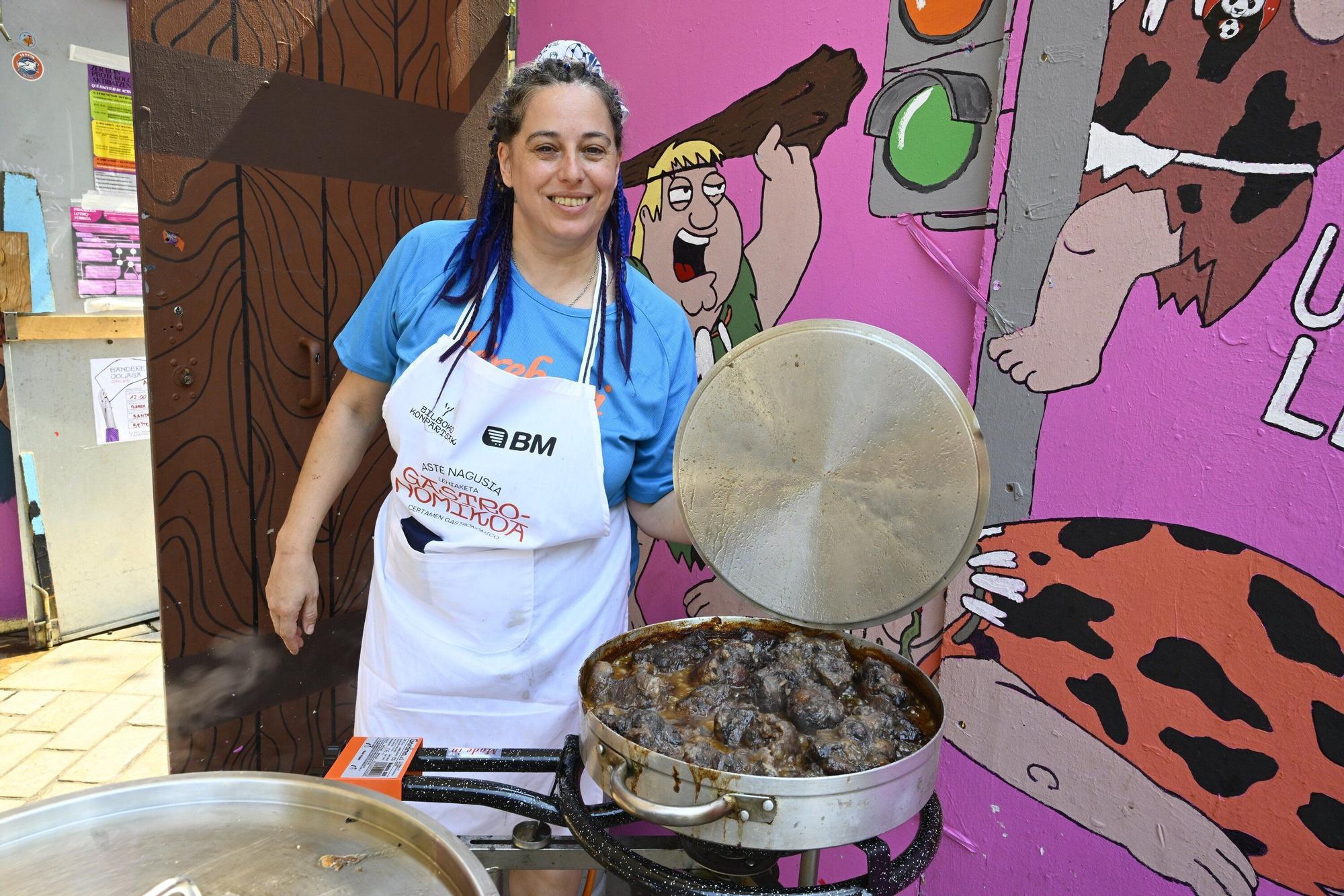 En imágenes: concurso gastronómico de rabo de toro en Aste Nagusia
