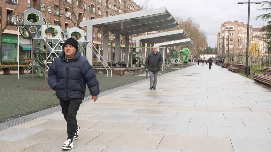 Detenido por agredir con un cuchillo a un joven que conocía en la calle Los Herrán de Vitoria