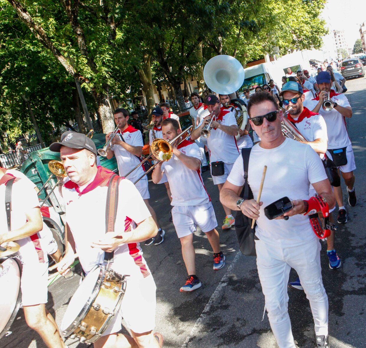 Entrada de las peñas día 10 de Julio