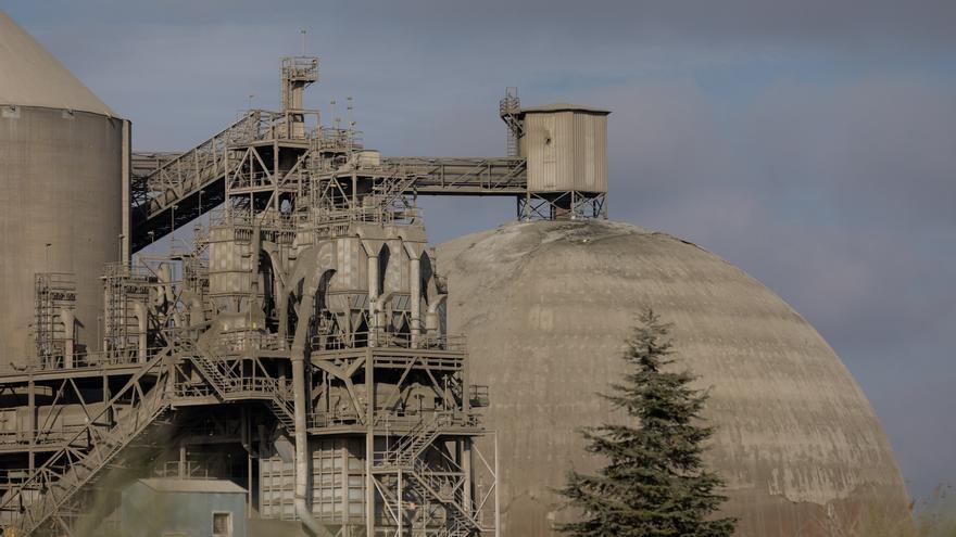 La inflación industrial vuelve a tasas positivas en septiembre por el encarecimiento de la energía