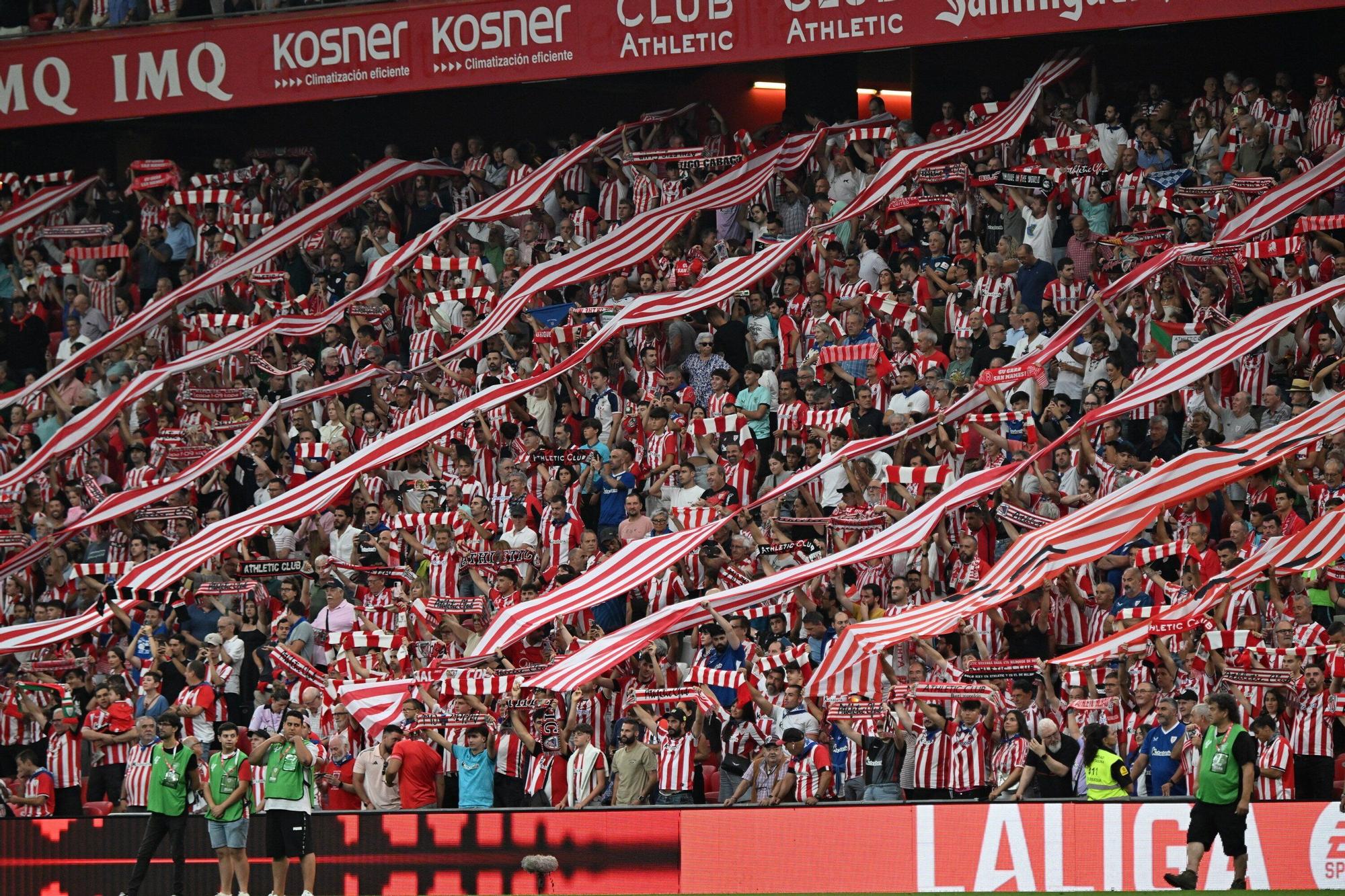 En imágenes: ¿Has estado en San Mamés viendo el Athletic-Sevilla? Búscate en nuestra galería