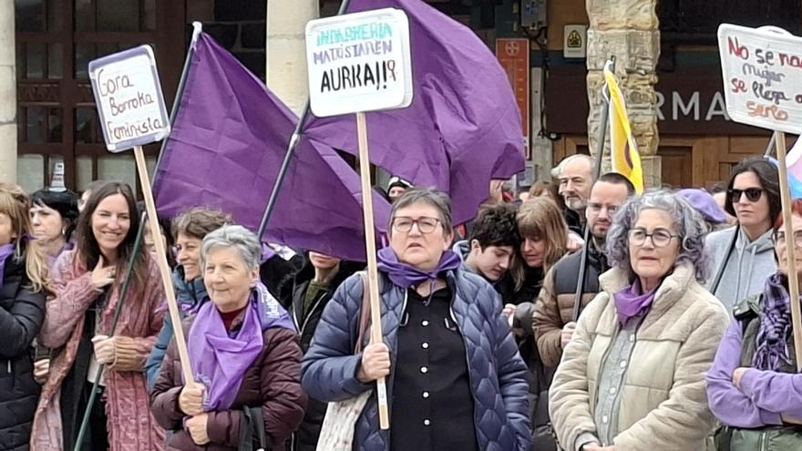 Agurain reivindica la igualdad real entre hombres y mujeres