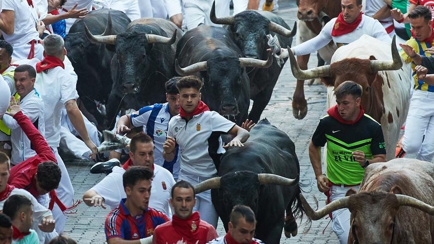 El 80% de la ciudadanía de Pamplona se muestra a favor del encierro, aunque baja al 52% el apoyo las corridas de toros