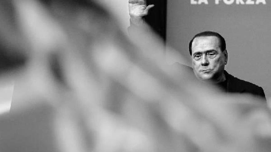 Berlusconi afronta una difícil semana en la que podría quedar fuera del Senado