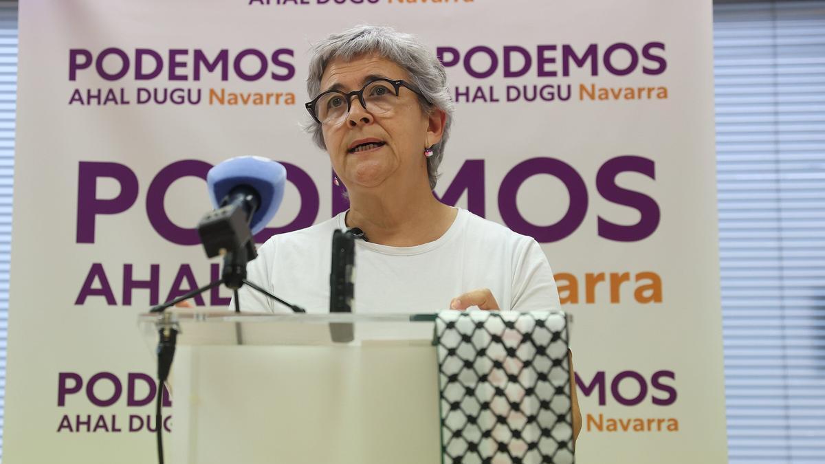 La coordinadora autonómica de Podemos Navarra, Neniques Roldán, en la rueda de prensa del viernes.