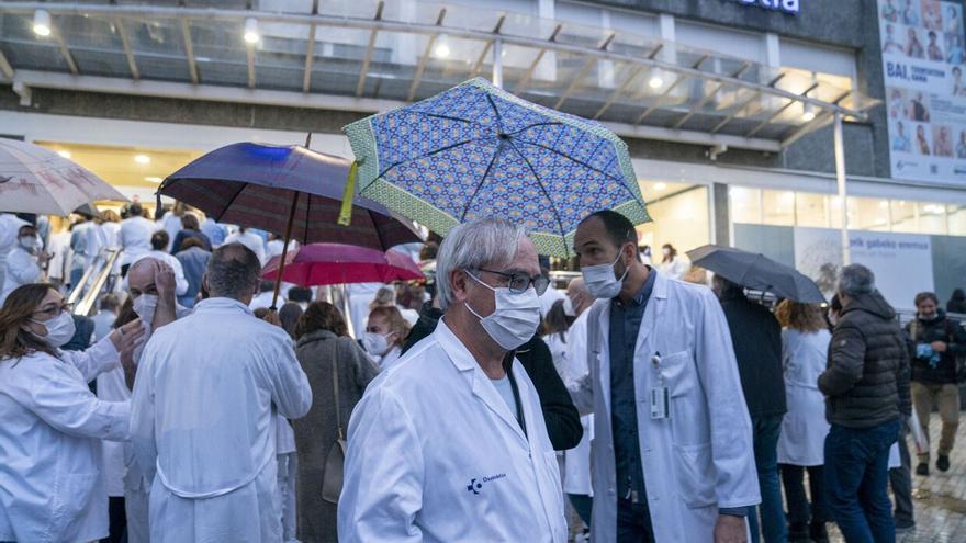 El puzle de la crisis del Hospital Donostia