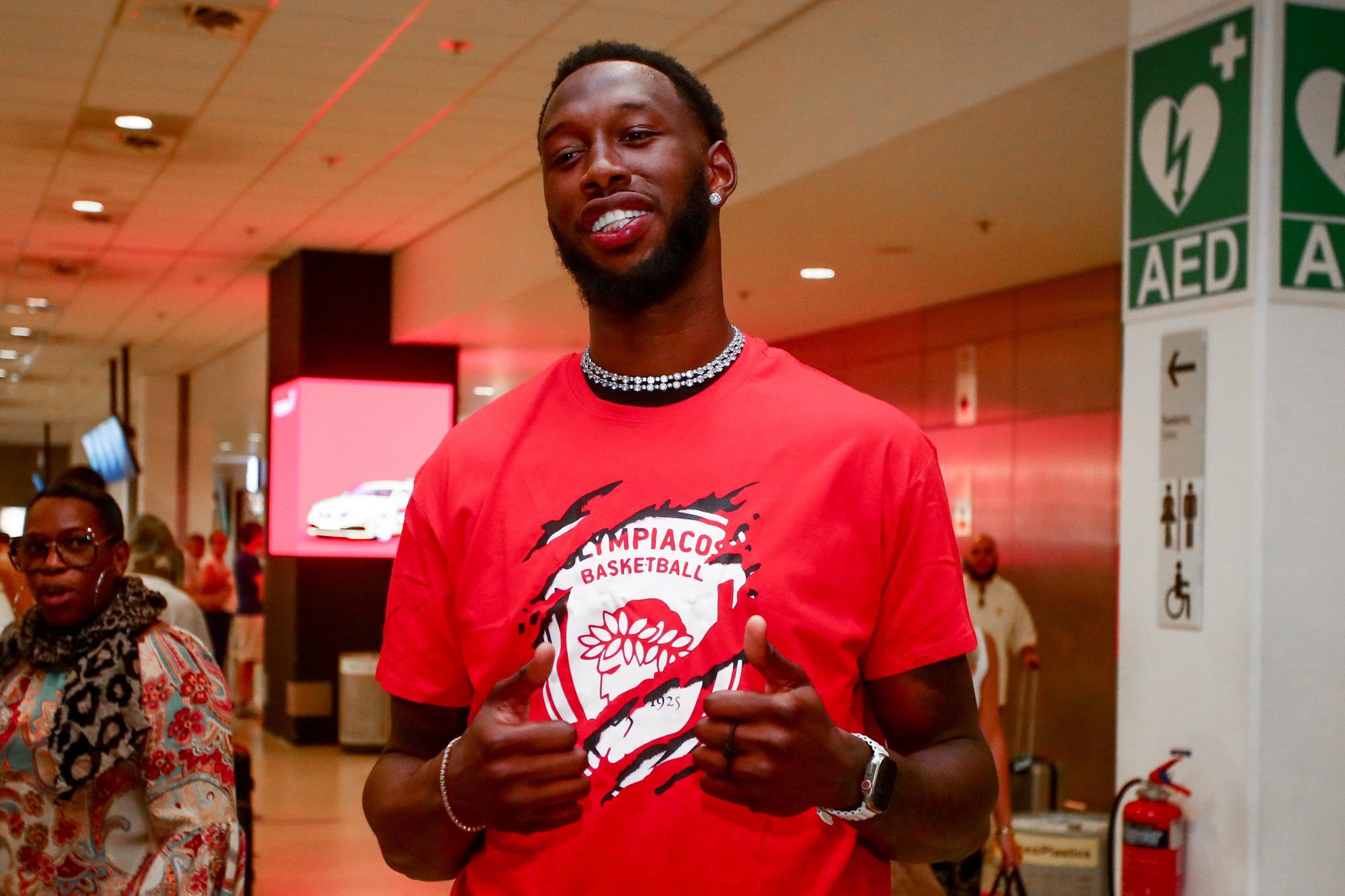 Donta Hall, a su llegada al Olympiacos