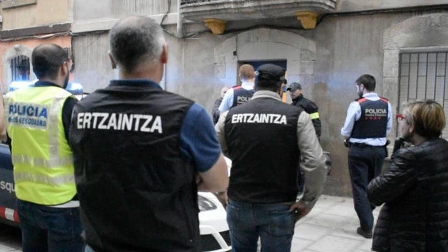 Detenido en Barcelona el cabecilla de un grupo dedicado al robo en viviendas