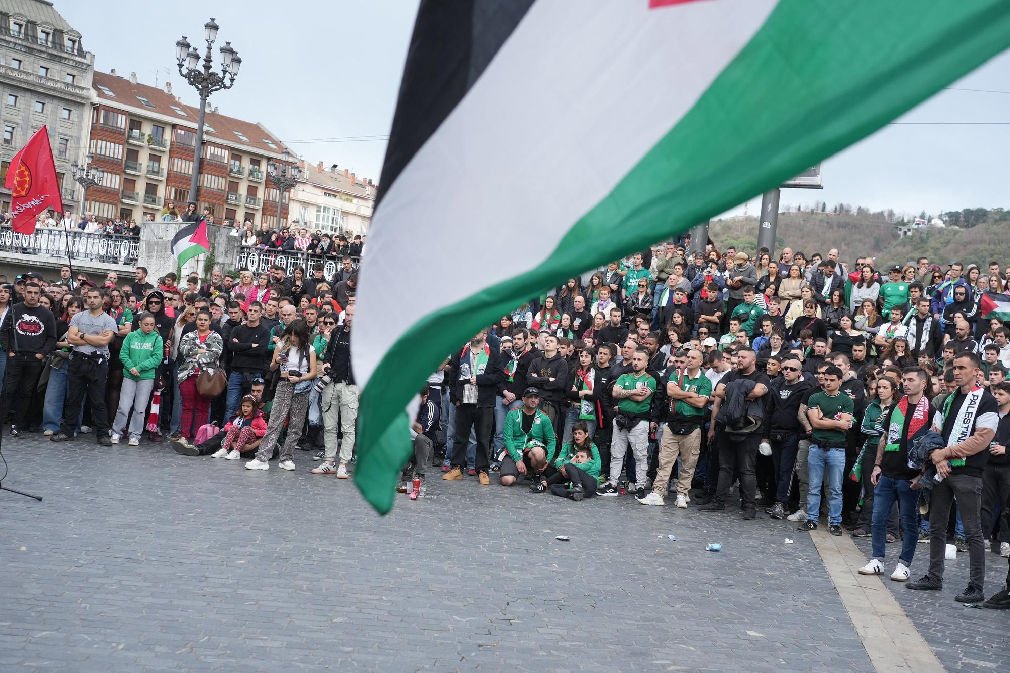 Euskal Herria se vuelca con el partido Euskal Selekzioa - Palestina