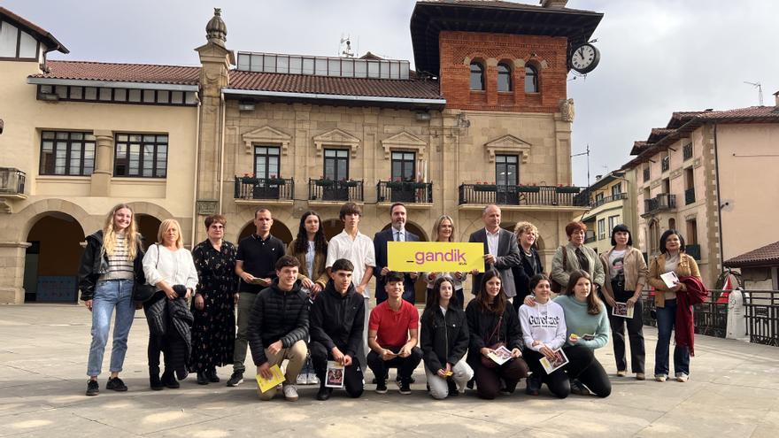 Comercio local y juventud se unen en Beasain para dar el salto digital