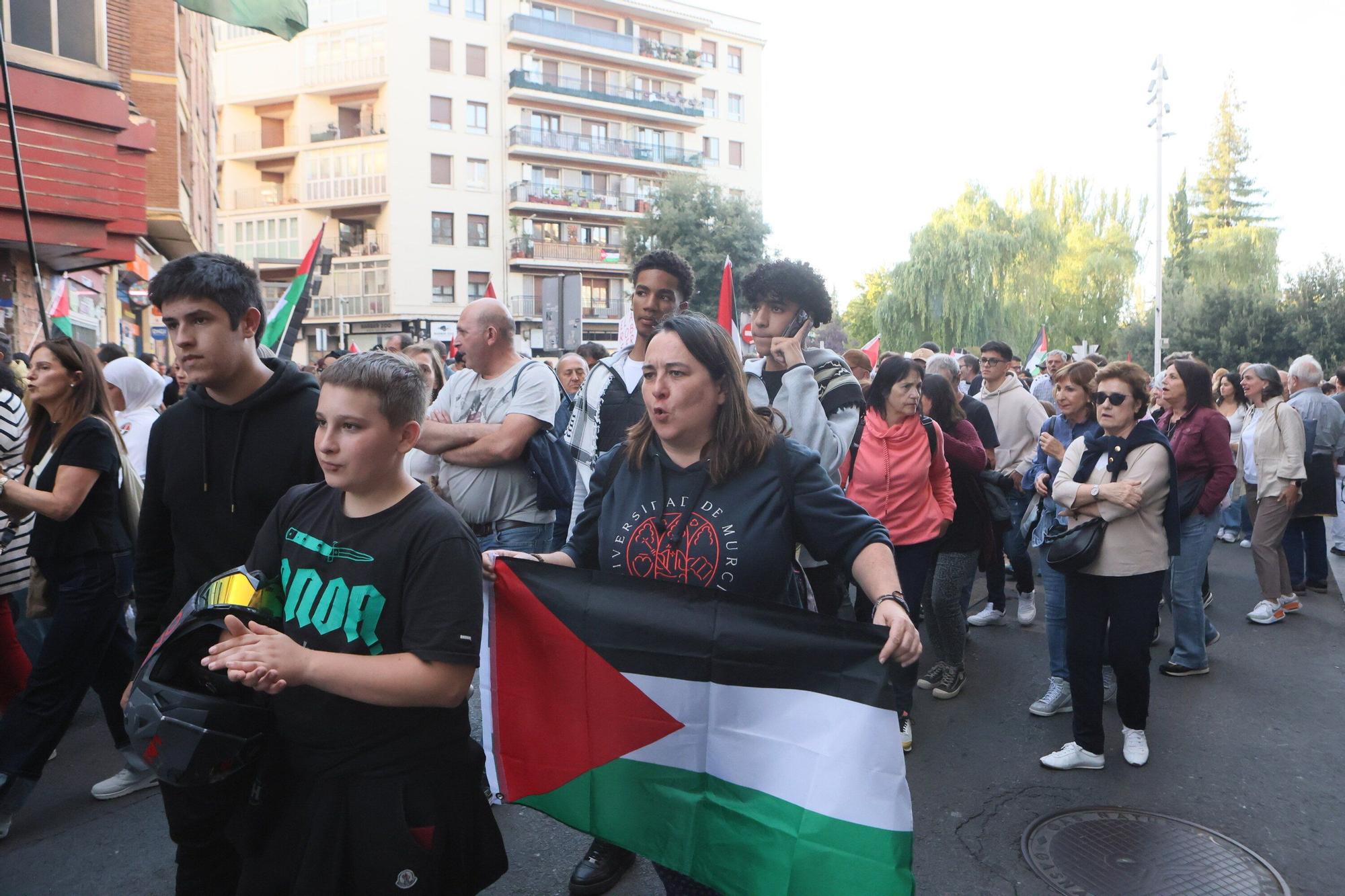 En imágenes: Vitoria protesta contra el genocidio en Gaza