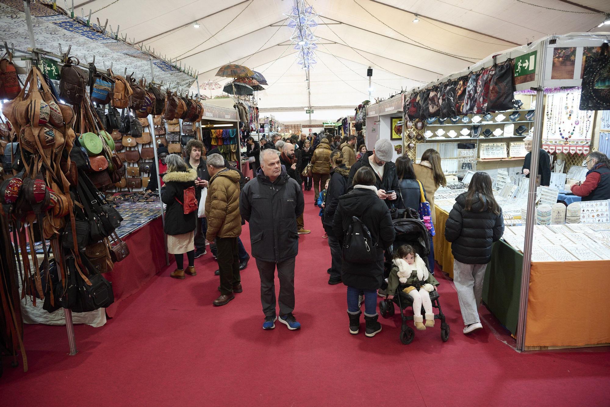 Fotos de la feria de Navidad en la Plaza de Toros