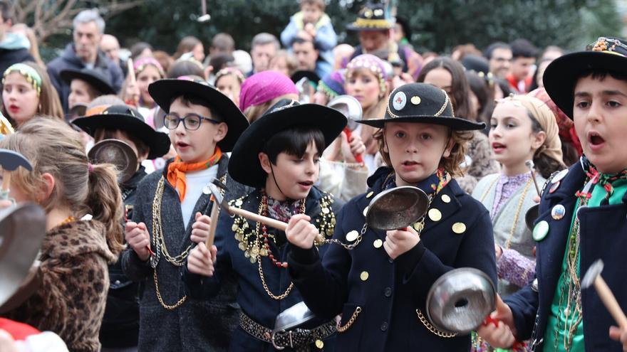 Los caldereros recorren Gros y la Parte Vieja