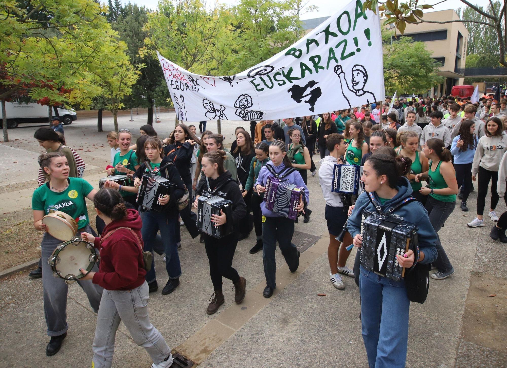 Fotos: Nafarroa Oinez 2025 en la ikastola Paz de Ziganda de Villava - Atarrabia