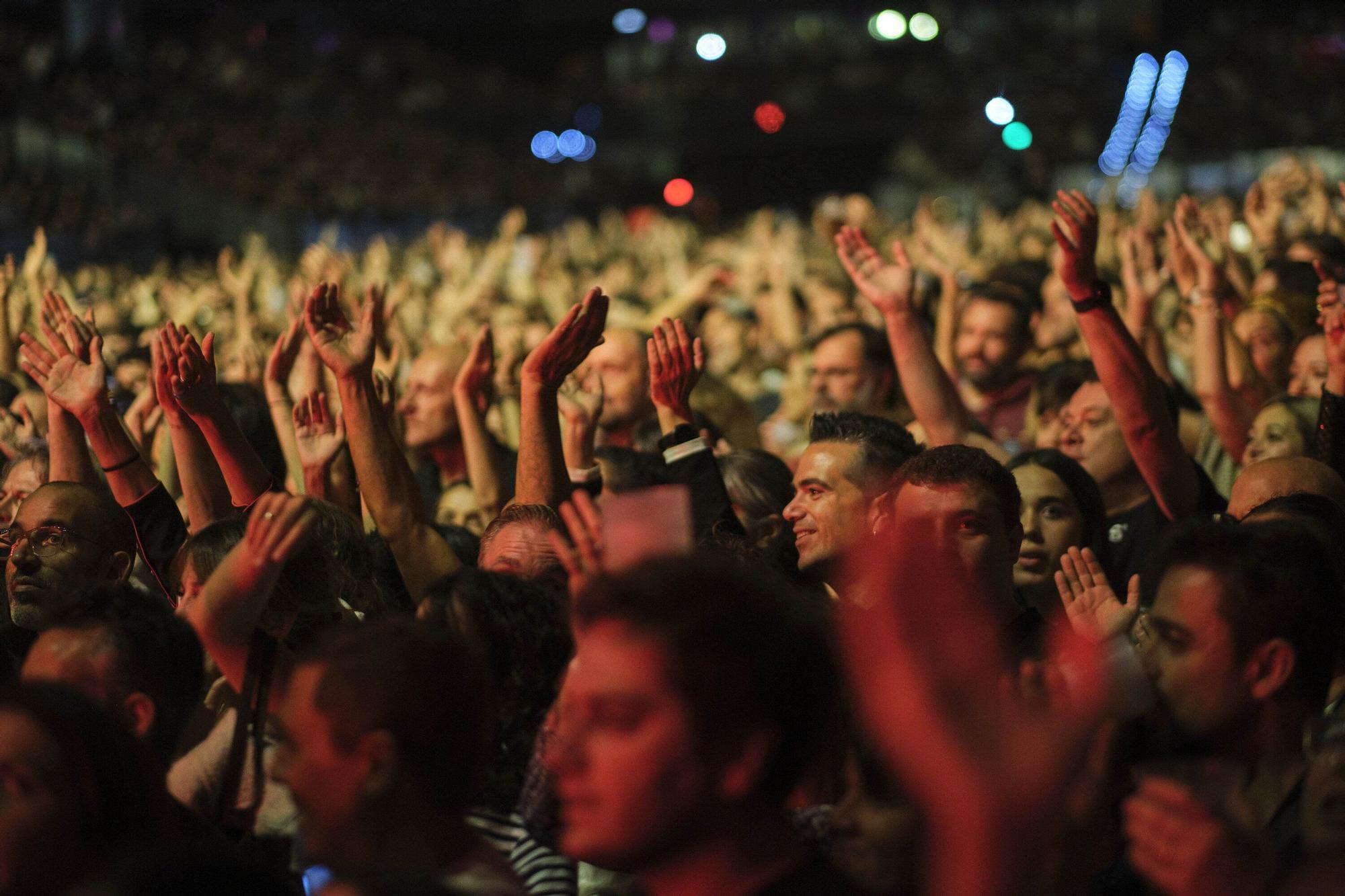 Fotos del concierto de Leiva en el Navarra Arena